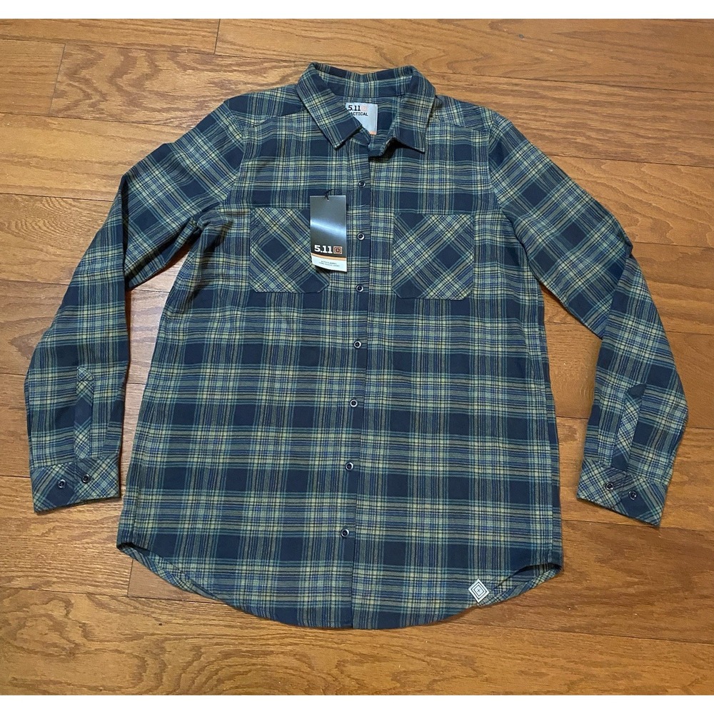 5.11 Flannel Shirt Mens Medium Long Sleeve Button Up Casual Plaid M NWT New